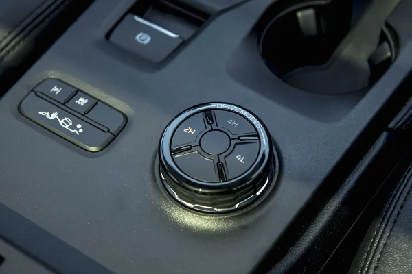 Ford Everest - Ảnh 8