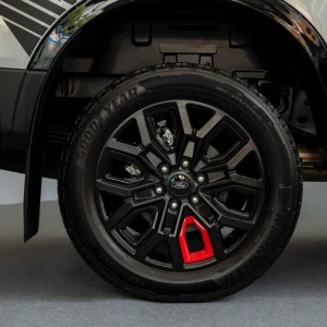 Alternative view of Ford Ranger